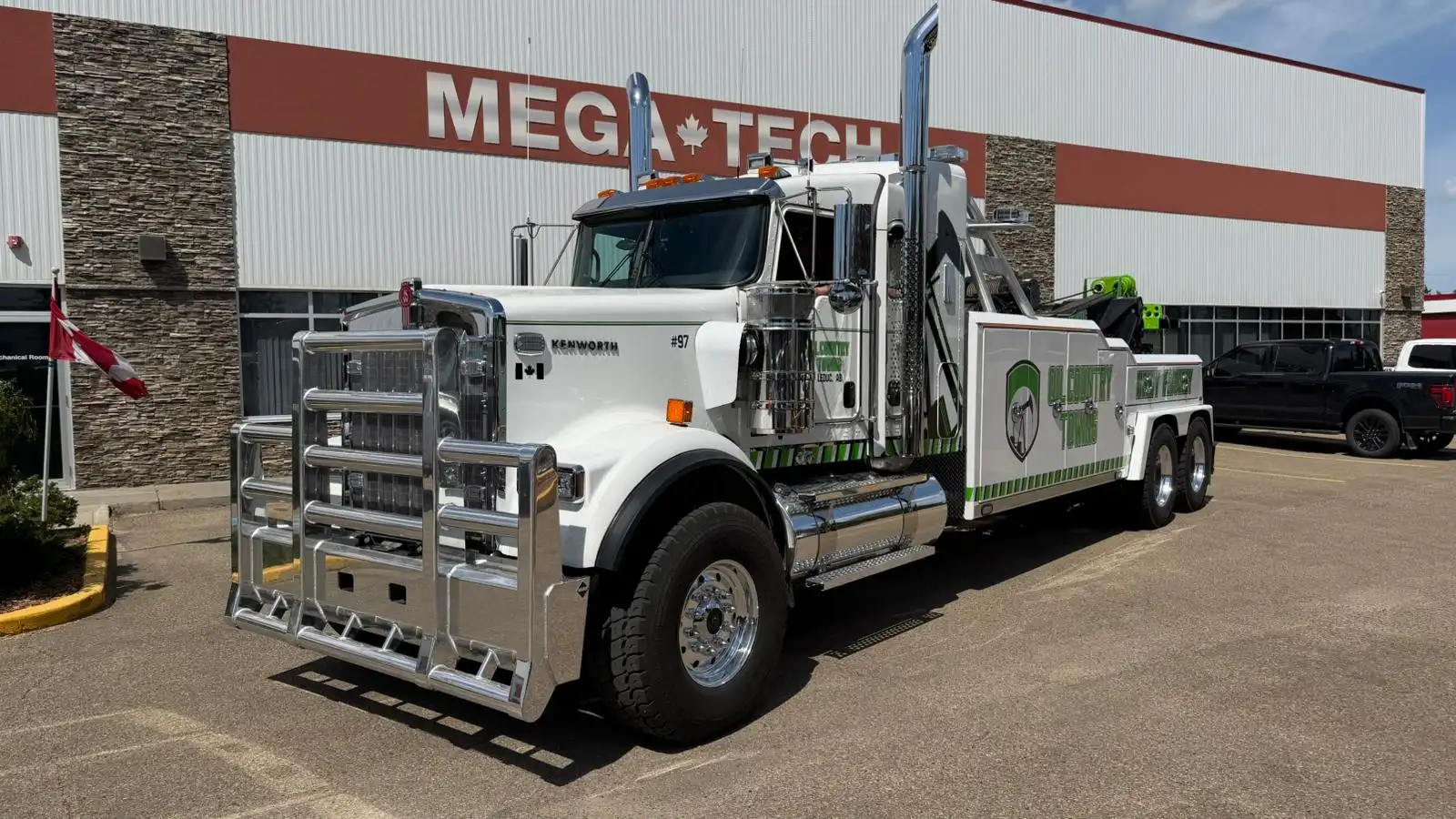 Oil Country Towing Heavy Recovery Truck Build